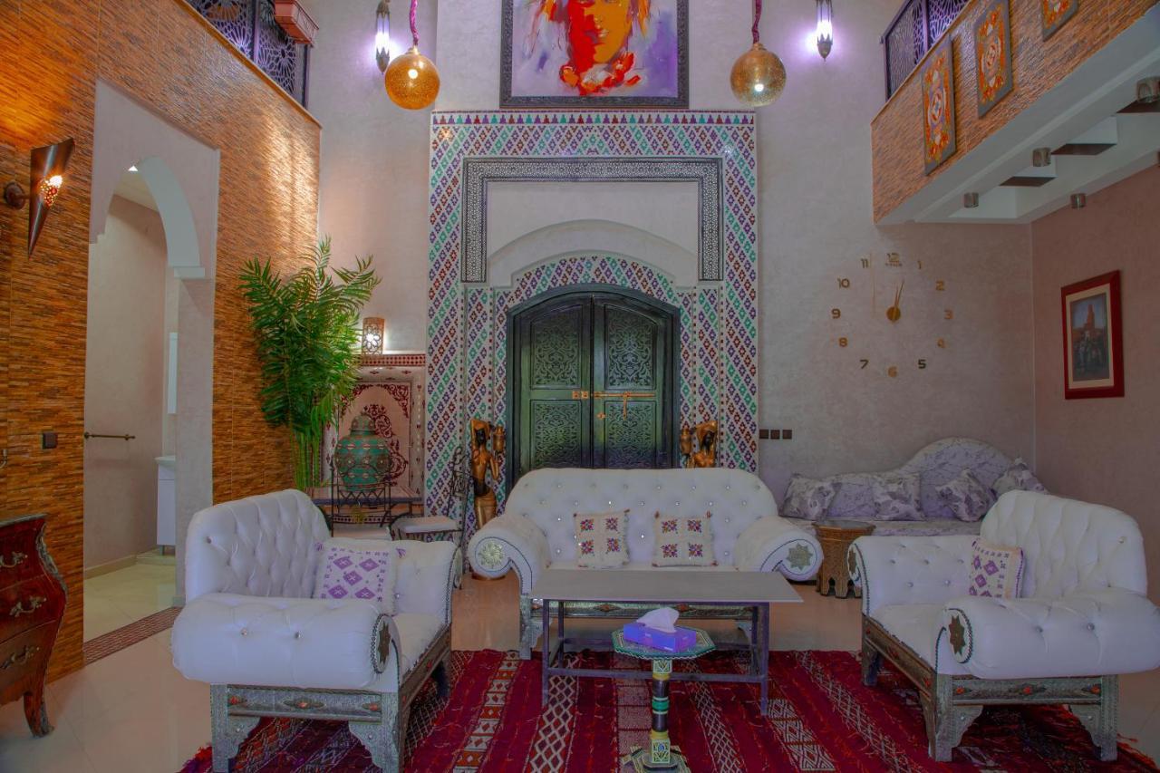 Jnanat Aicha Guesthouse Wawizelte 外观 照片