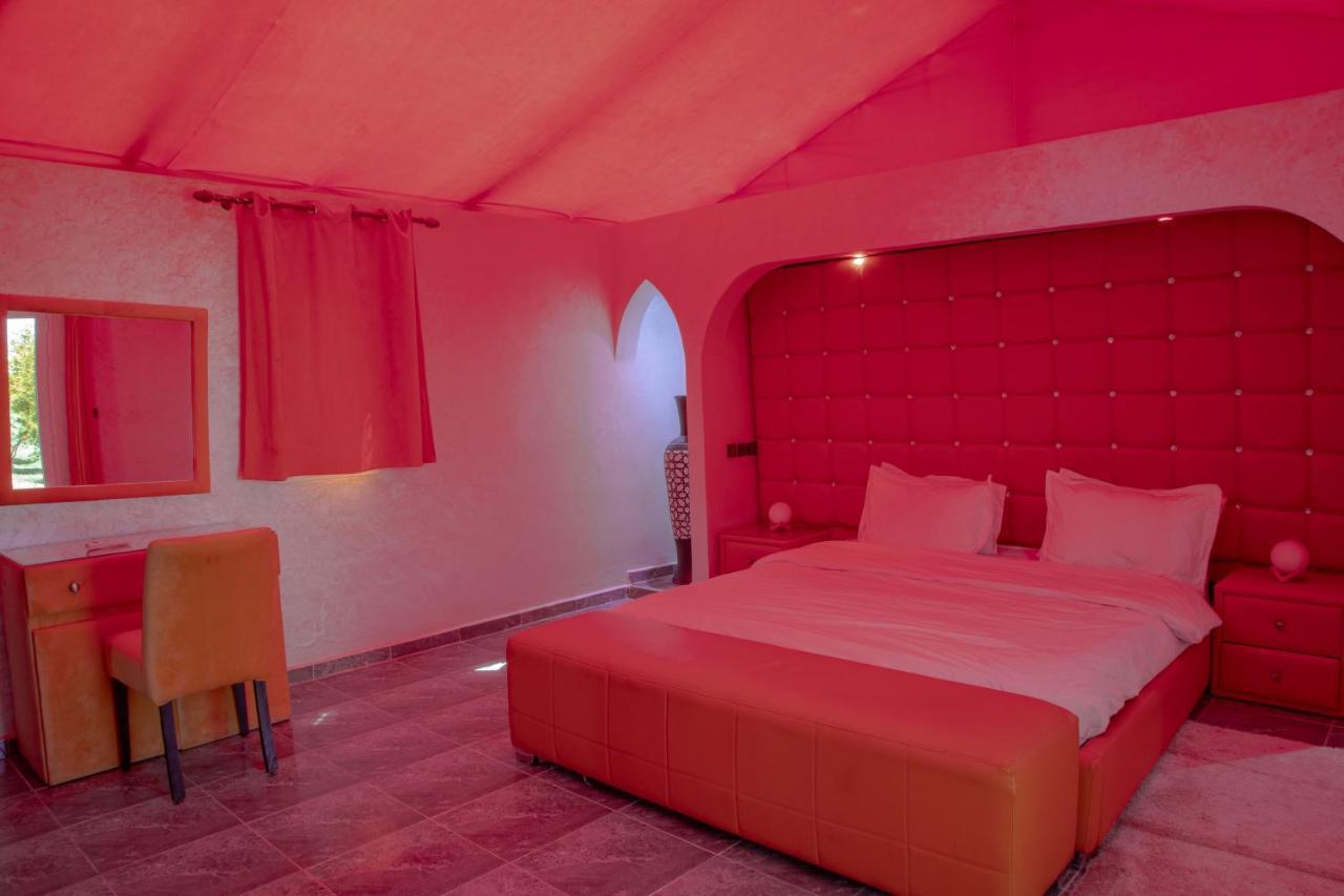Jnanat Aicha Guesthouse Wawizelte 外观 照片