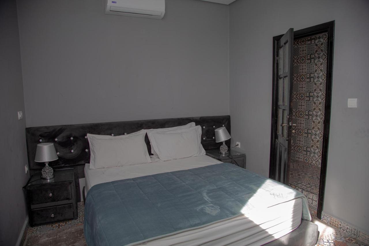 Jnanat Aicha Guesthouse Wawizelte 外观 照片