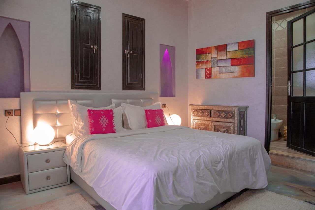 Jnanat Aicha Guesthouse Wawizelte 外观 照片