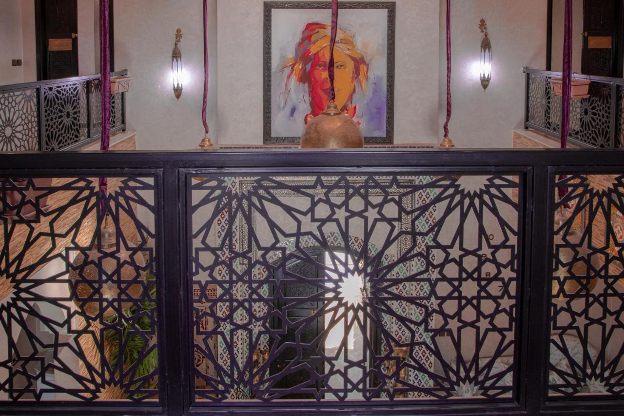 Jnanat Aicha Guesthouse Wawizelte 外观 照片