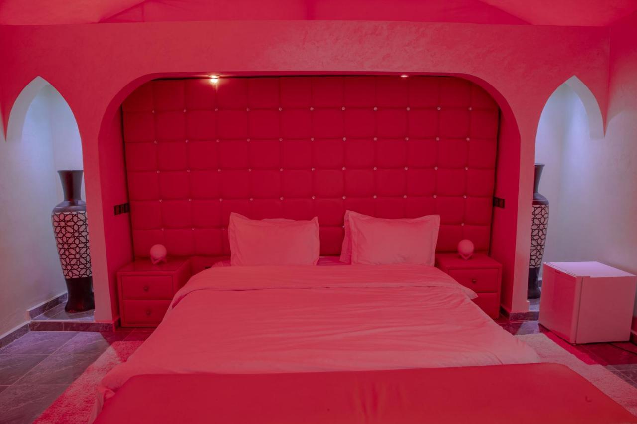 Jnanat Aicha Guesthouse Wawizelte 外观 照片