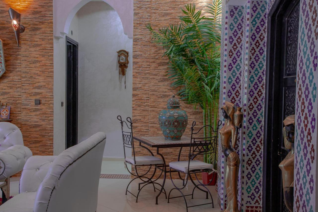 Jnanat Aicha Guesthouse Wawizelte 外观 照片