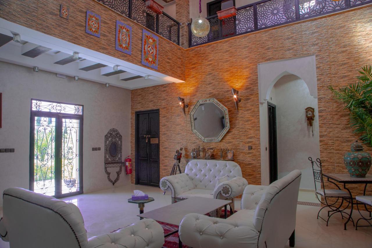 Jnanat Aicha Guesthouse Wawizelte 外观 照片