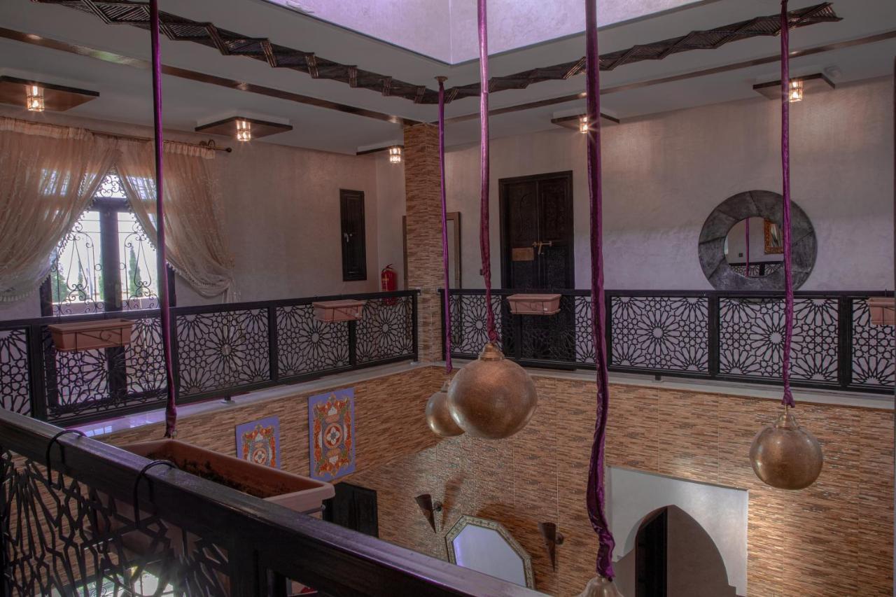 Jnanat Aicha Guesthouse Wawizelte 外观 照片