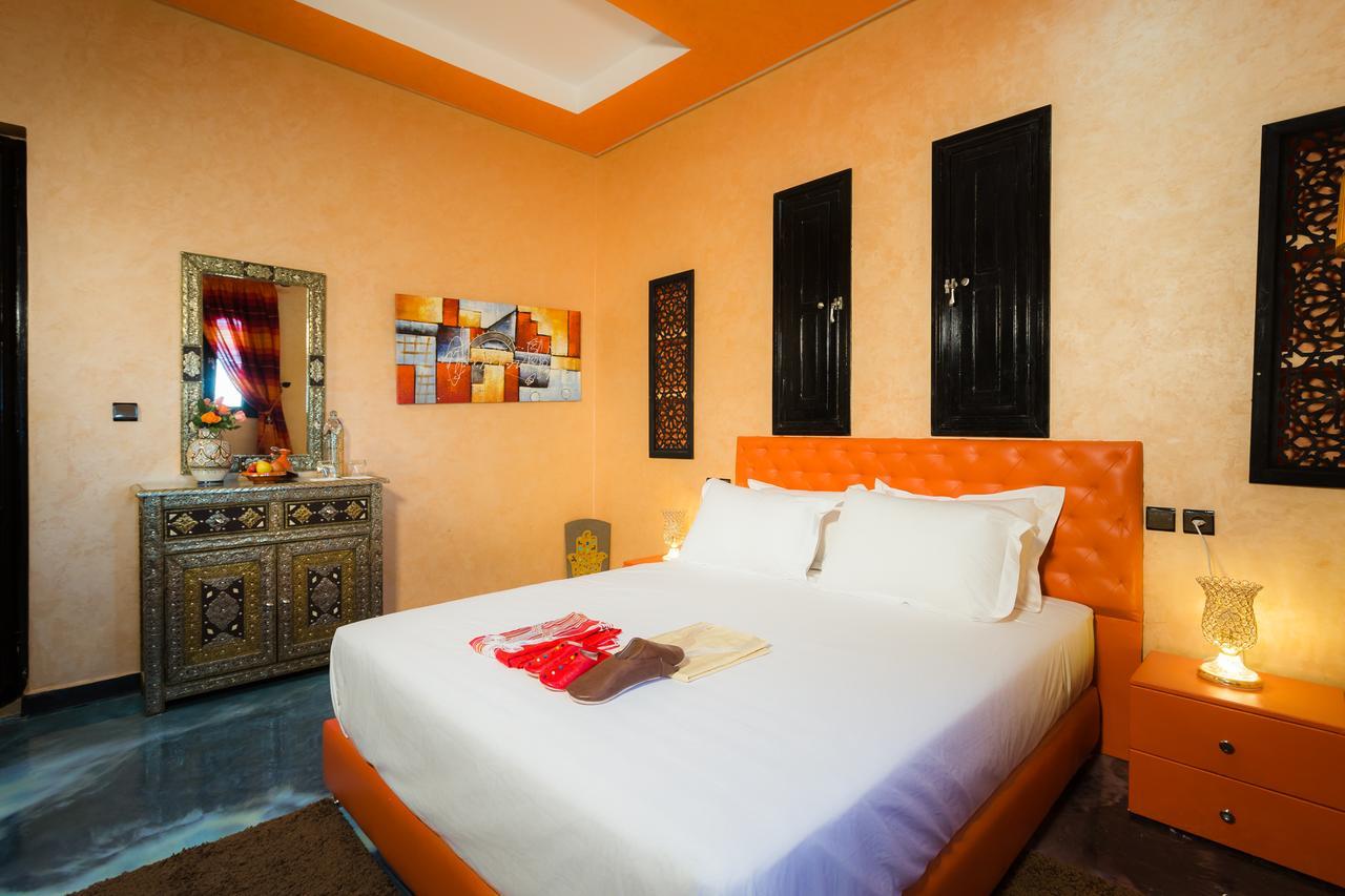 Jnanat Aicha Guesthouse Wawizelte 外观 照片