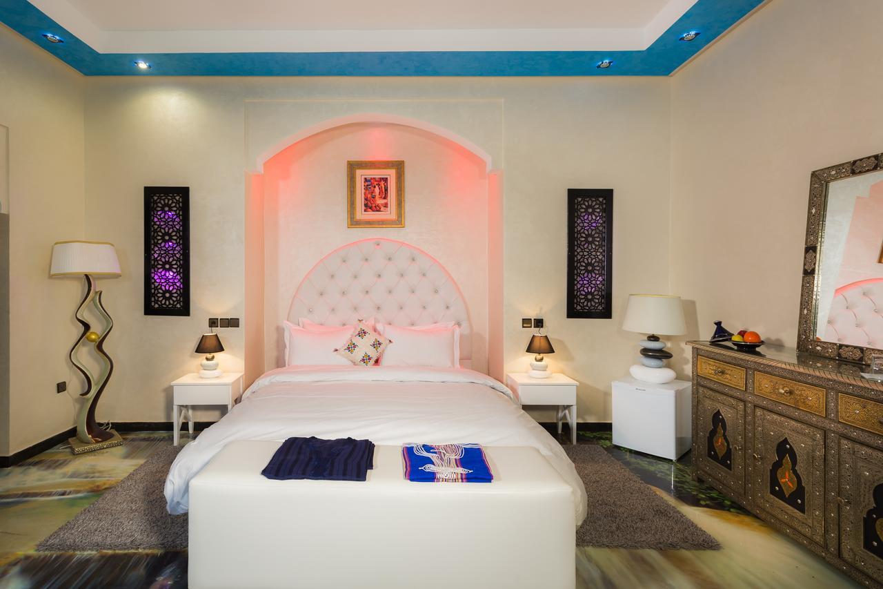 Jnanat Aicha Guesthouse Wawizelte 外观 照片