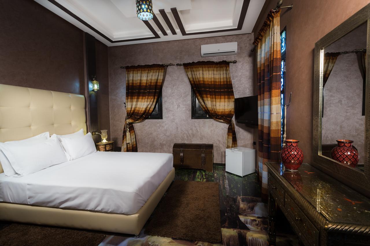 Jnanat Aicha Guesthouse Wawizelte 外观 照片